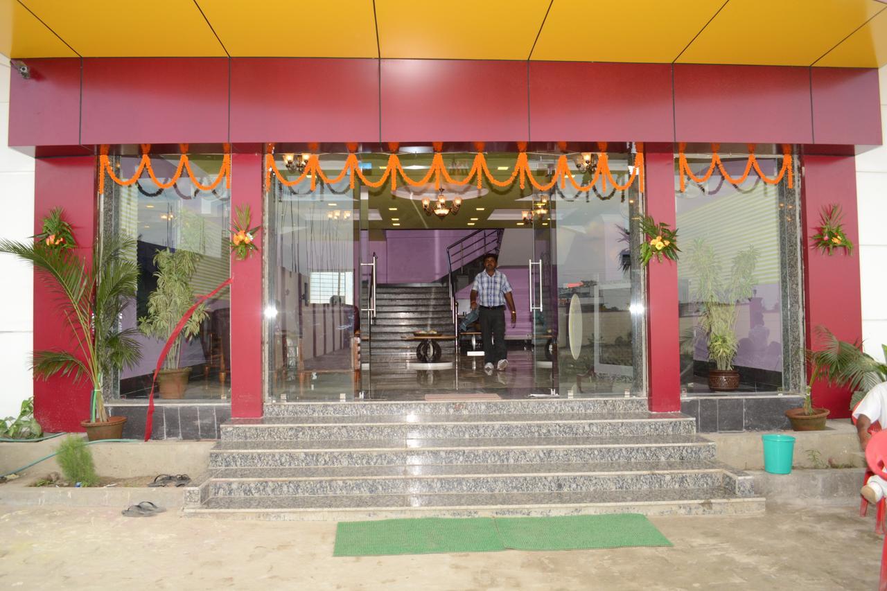 Hotel Sanchita Palace Forbesganj Exterior photo